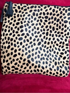Leopard Print Zip Pouch - Black & Tan